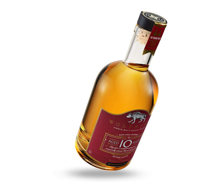 10 Year Old Single Malt Scotch Whisky - 46 vol. 35cl, beautifully presented bottle with vibrant amber color.