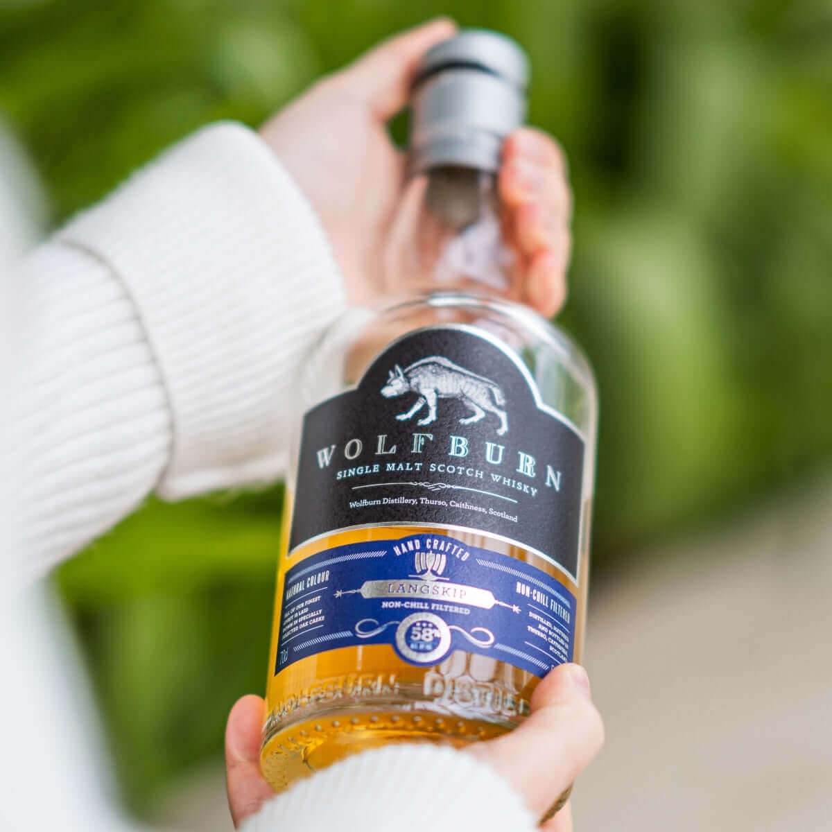 Wolfburn Langskip – 58% vol. 70cl A sweet, balanced and beautifully easy-drinking dram, Langskip’s strength is matched only by its smoothness. Matured entirely in first-fill bourbon casks, this whisky has a unique richness and an extraordinary depth of fl
